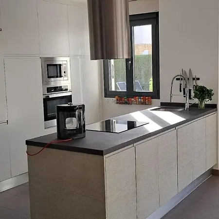 Modern In Costa Blanca With Private Pool, Garden And Parking - All Costs Included Holiday home