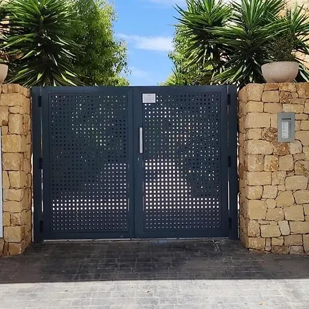 Modern In Costa Blanca With Private Pool, Garden And Parking - All Costs Included *